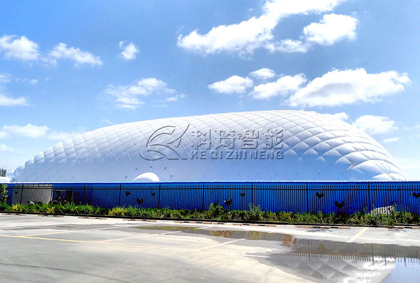 新疆“森林四季水世界”項目工業(yè)氣膜建筑